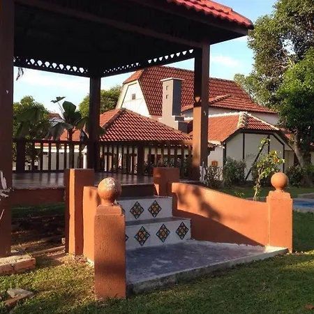 Villa Mommy A Famosa Resort Malacca Exterior photo