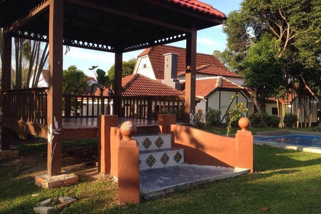 Mommy A Famosa Villa Malacca